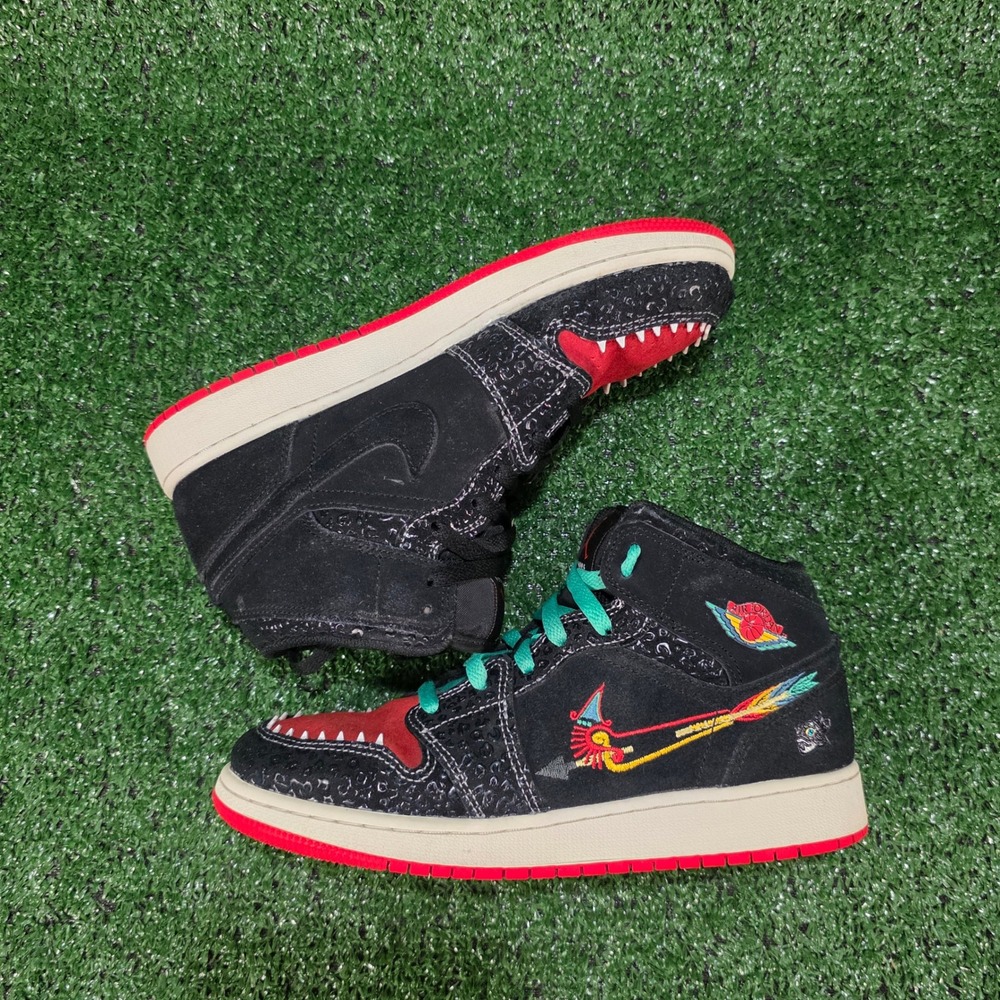 Air Jordan 1 Mid SE Siempre Familia - Size 6.5Y (Women 8)